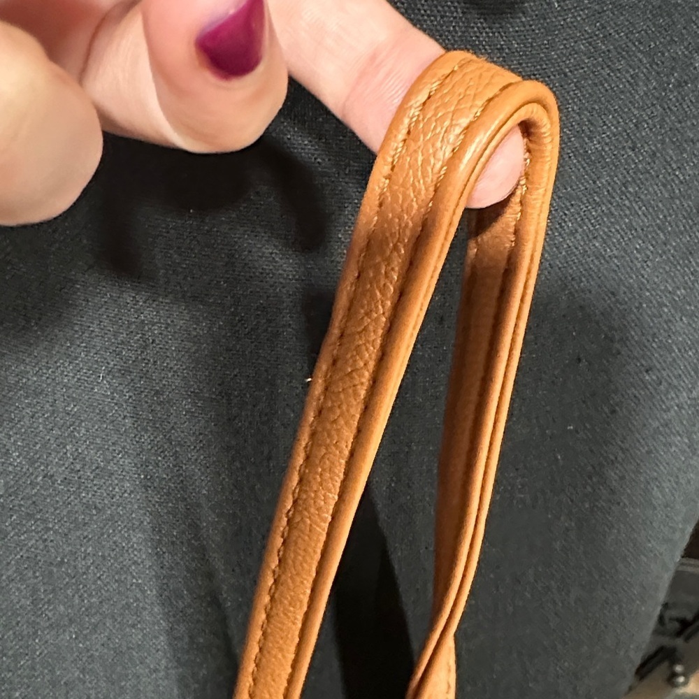 *QUINTINA* Tan Quilted Crossbody Bag - Picture 8 of 11